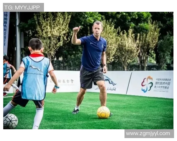 足球明星慷慨解囊向中国捐款助力公益事业展现大爱精神