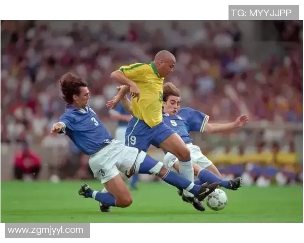 名字中带哈的足球明星盘点与他们的精彩瞬间回顾